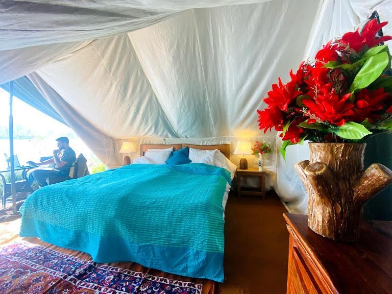 ホテル Lushy Days Boom Camp Tanakpur エクステリア 写真